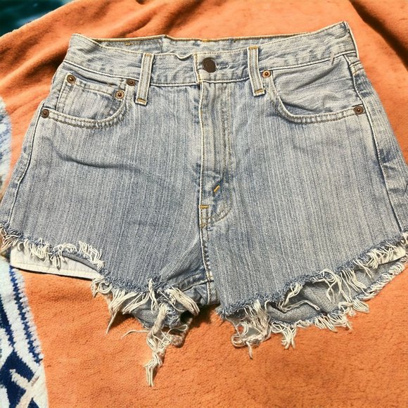 Vintage 505 Levis Denim Cut Off Bootie Shorts Daisy Dukes Hot